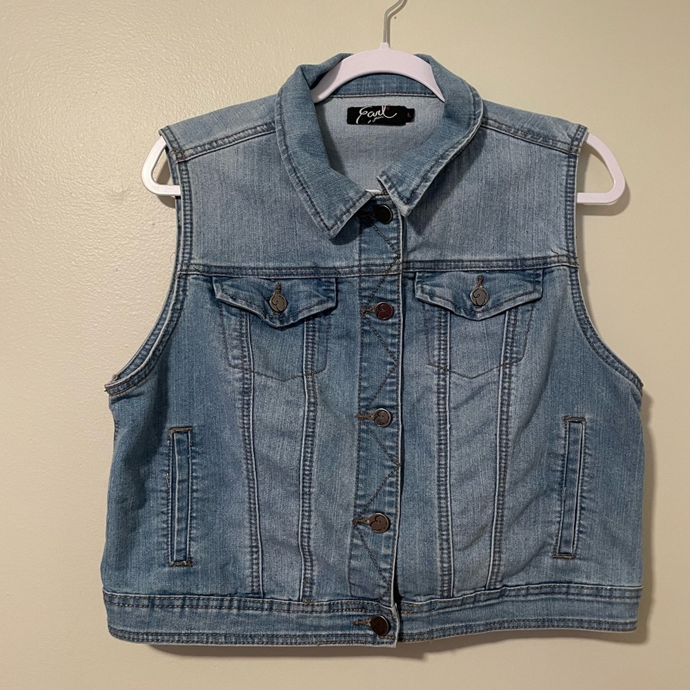 Earl Jean Cutout Lacey Boho Denim Vest